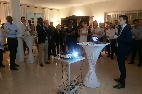 Cameroun : réunion des volontaires internationaux et de la communauté d’affaires locale autour du Consul général de France