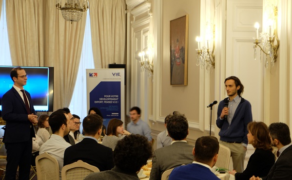 Roumanie : petit-déjeuner VIE à la résidence de France